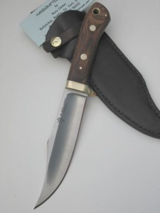 Irish Pattern Bowie 5mm CPM Hollow Ground Blade Wood Laminate Handle Brass Fittings Leather Sheath 